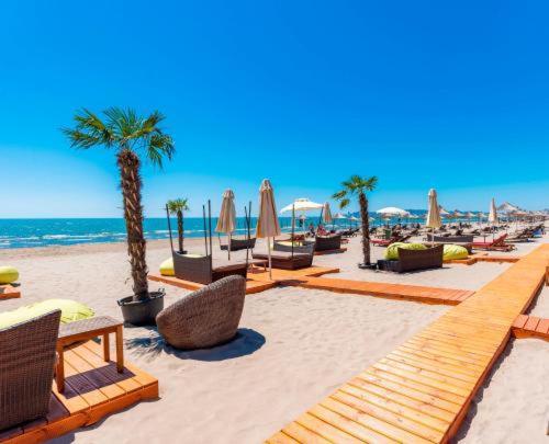 Gold Key Apartments, Durres Beach Exterior foto